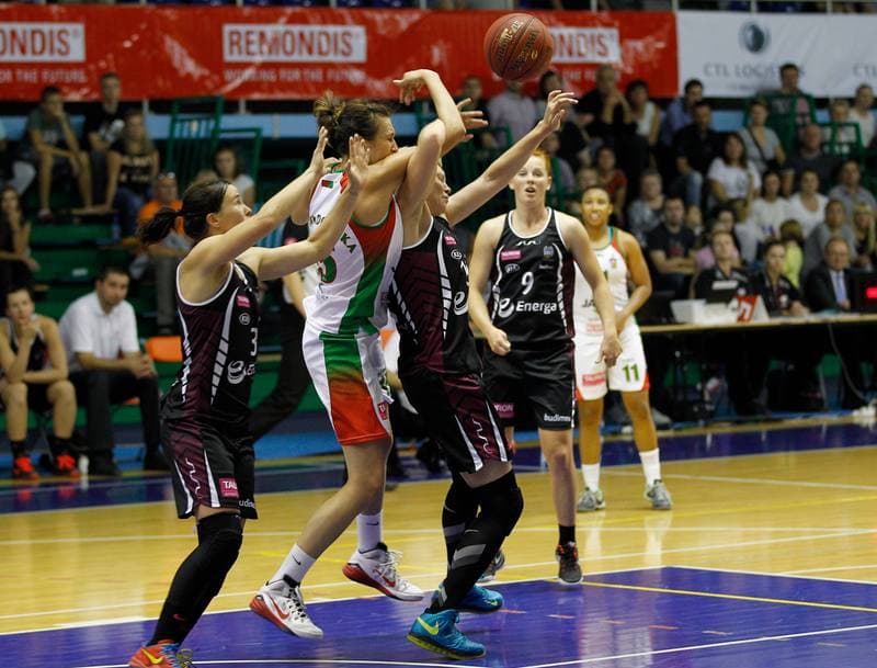 Basketball. Tauron Basket Liga Kobiet. JAS FBG Zaglebie Sosnowiec - Energa Torun. 19.09.2015
