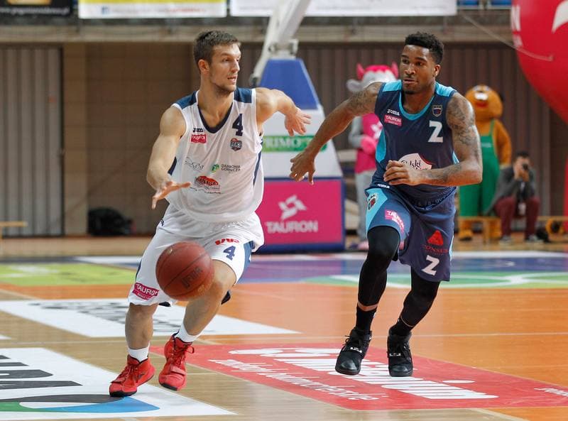 Basketball. Tauron Basket Liga. MKS Dabrowa Gornicza - Polski Cukier Torun. 18.10.2015