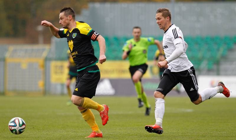 Football. I Liga. GKS Katowice - Dolcan Zabki. 25.10.2015
