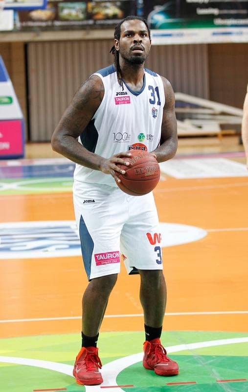 Basketball. Tauron Basket Liga. MKS Dabrowa Gornicza - Stal Ostrow Wielkopolski. 15.11.2015