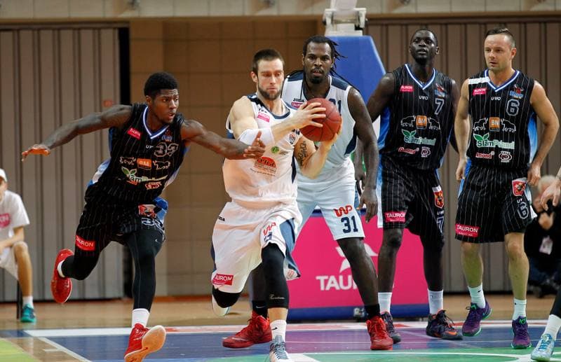 Basketball. Tauron Basket Liga. MKS Dabrowa Gornicza - Stal Ostrow Wielkopolski. 15.11.2015